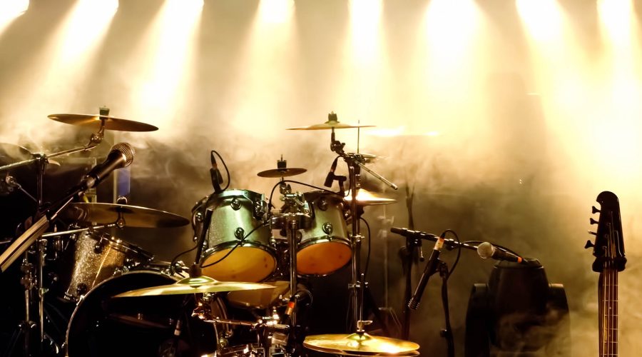 Le dichiarazioni del negoziante sul furto degli strumenti musicali