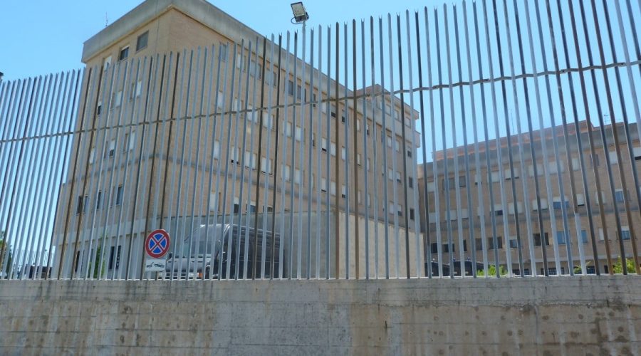 Scippatori di Porto Recanati, rinchiusi nel carcere di Camerino
