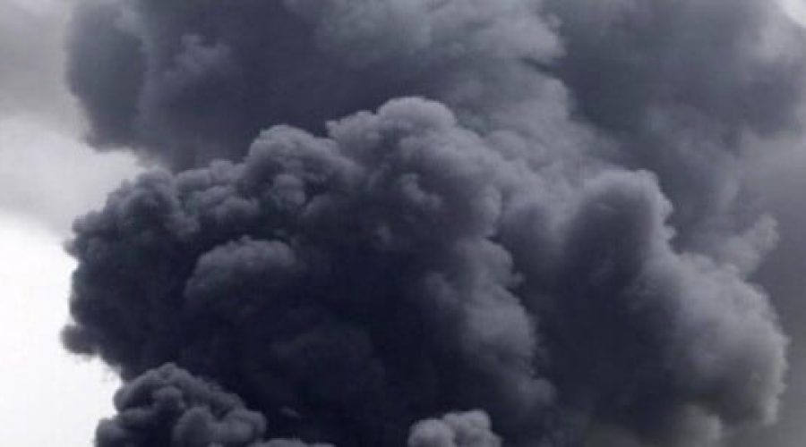 Incendio limita la visibilita sulla SS Adriatica