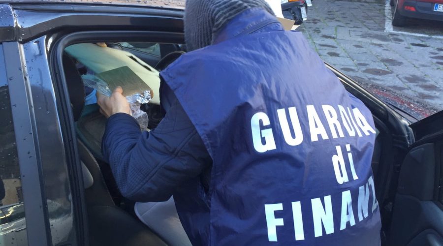 Porto Recanati e Civitanova: operazione antidroga.