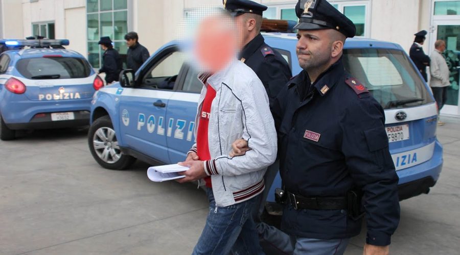 Arrestati a Riccione i presunti rapinatori dell’Eurospin