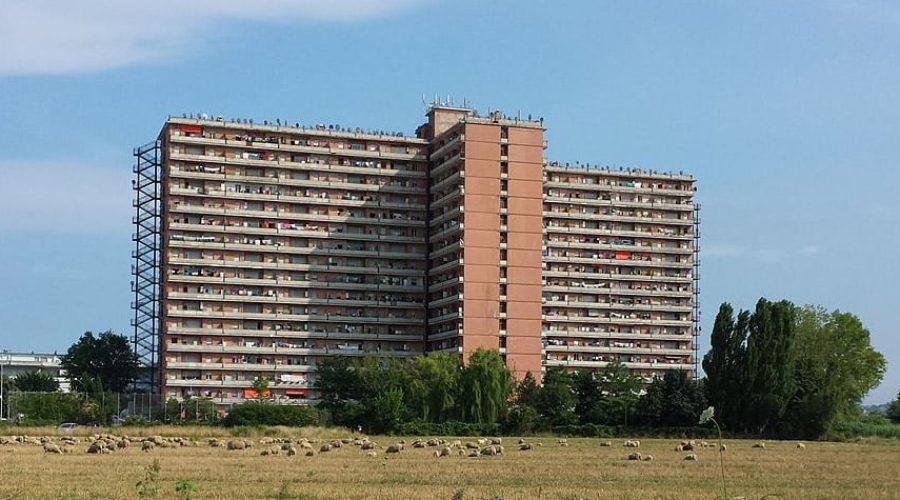 I Portieri dell’Hotel House consegnano le chiavi al Sindaco