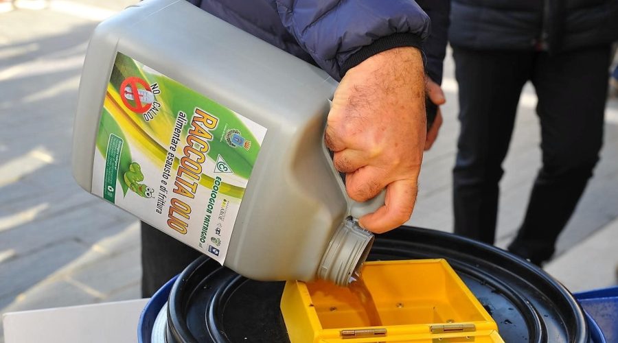 Parte il progetto sperimentale per la raccolta degli oli vegetali esausti