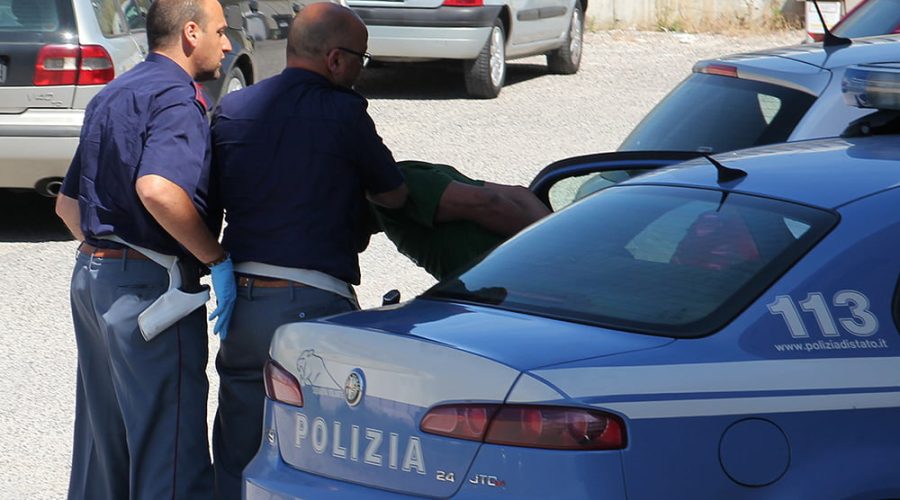 Blitz antidroga: Tunisino arrestato all’Hotel House