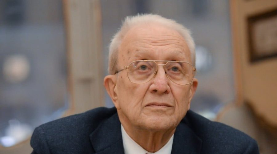Ferdinando Imposimano a Porto Recanati per spiega le ragioni del No al Referendum