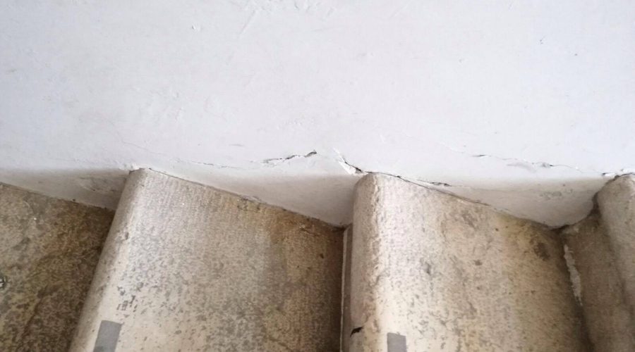 Genitori molto preoccupati di mandare a scuola i loro figli al Liceo di Recanati