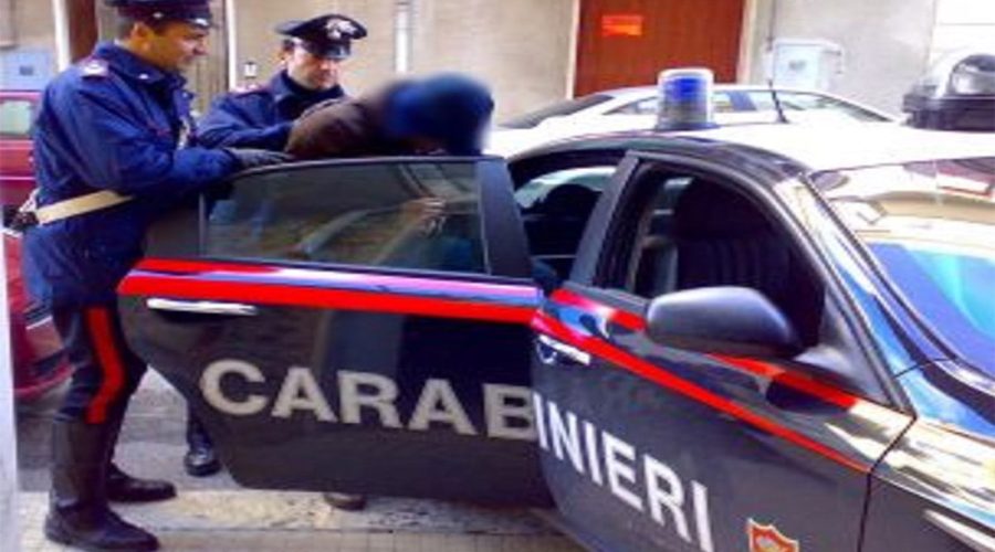 Colpi in vari supermercati, arrestato il ladro ed avviato all’espulsione
