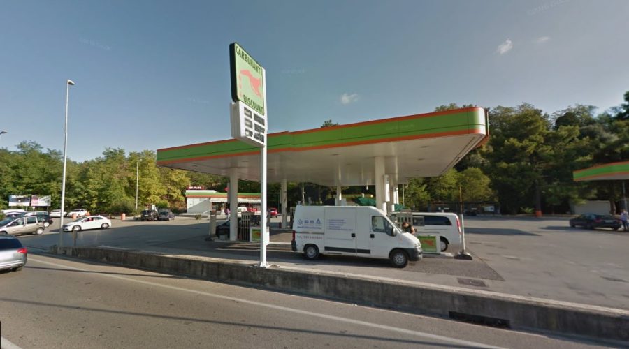 Ladri al distributore Carburanti Discount