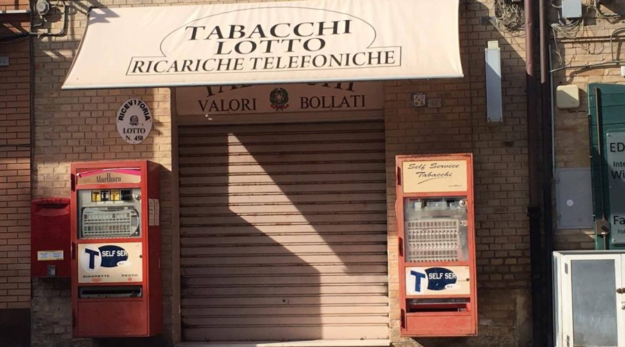 Aggredito il proprietario della tabaccheria Riccetti in pieno giorno