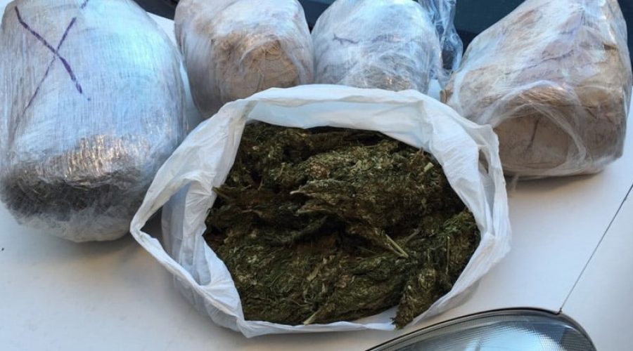 Trovati in mare oltre 80 kg di droga