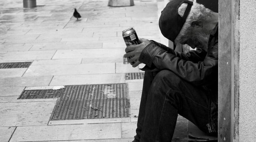 Dramma della solitudine, Clochard trovato morto a Capodanno